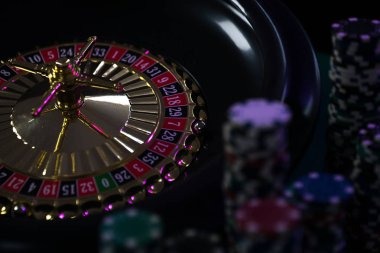 Studio live casino dengan dealer profesional